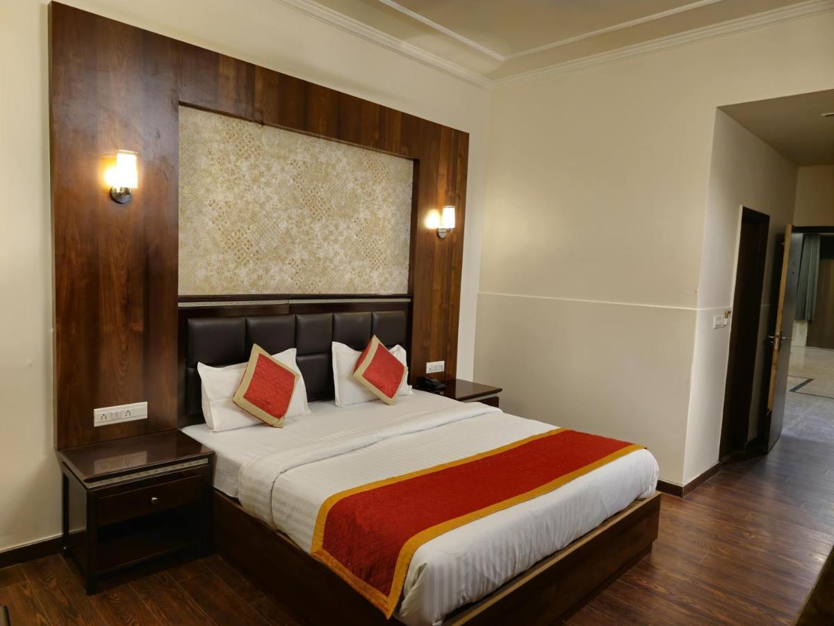 Hotel Prime Safari Divisione di Divisione di Jaipur Esterno foto