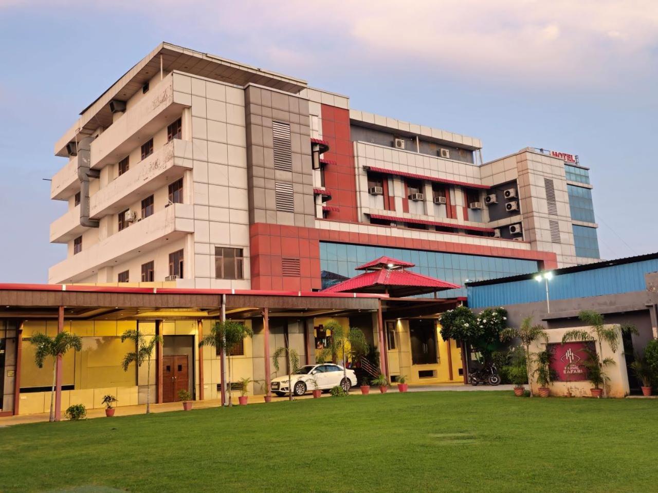 Hotel Prime Safari Divisione di Divisione di Jaipur Esterno foto